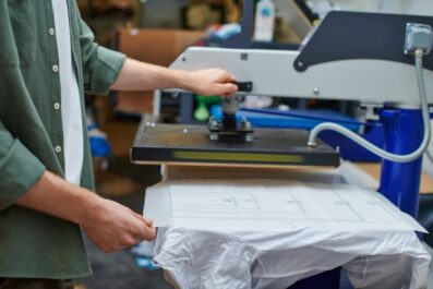 Tips for Vibrant and Long-Lasting T-Shirt Printing
