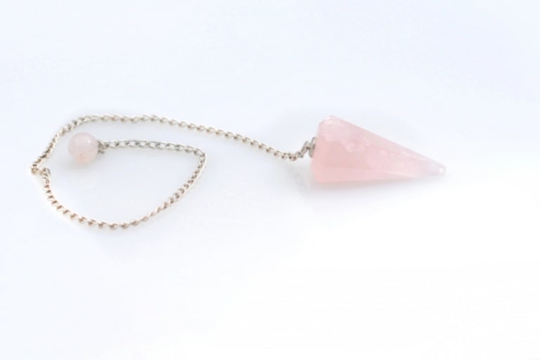 The Heart Stone: Uncovering the Emotional Benefits of Rose Quartz ...