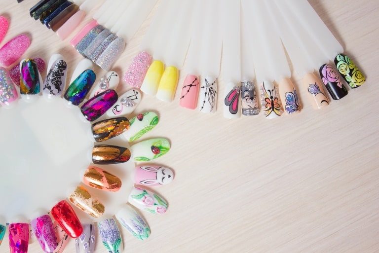 top press on nail sets known for long wear and easy application
