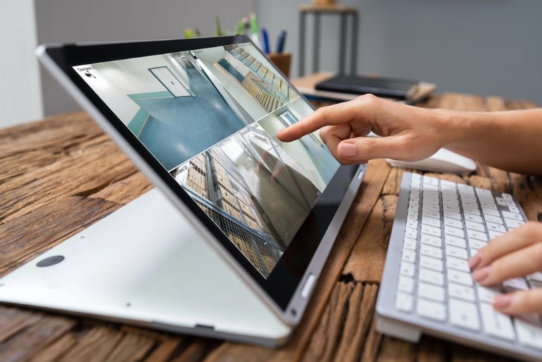 best portable monitors for travelers in 2025