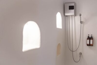 the energy saving benefits of tankless water heaters for families