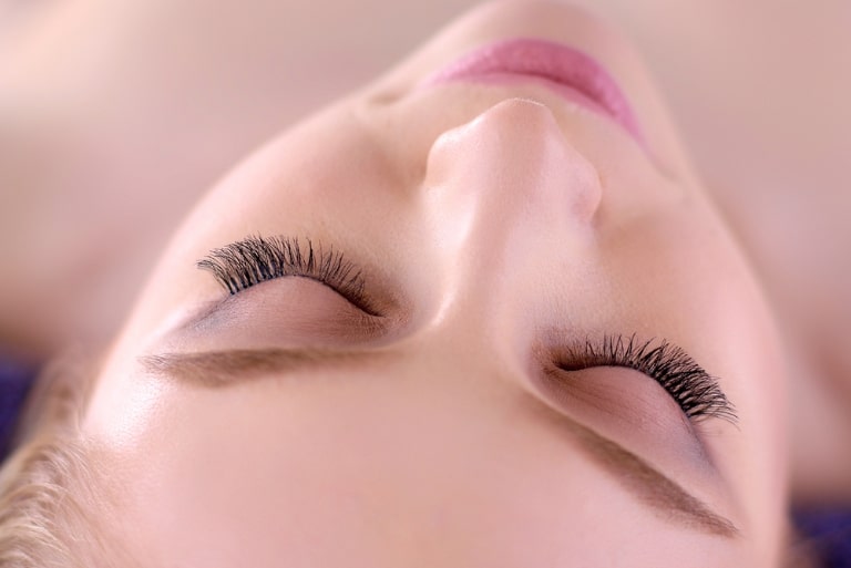 what ingredients actually stimulate eyelash growth