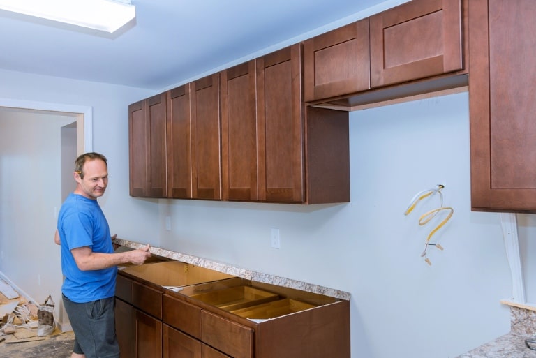 high gloss kitchen cabinets for a modern shine