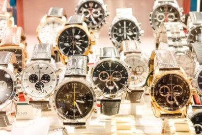 10 expert tips to avoid counterfeit rolex watches when buying online