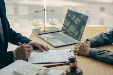 8 Best Law Firms for Insurance Dispute Cases in Toronto