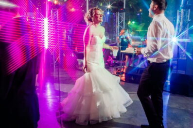 nyc couples spend an average of 87700 on their wedding